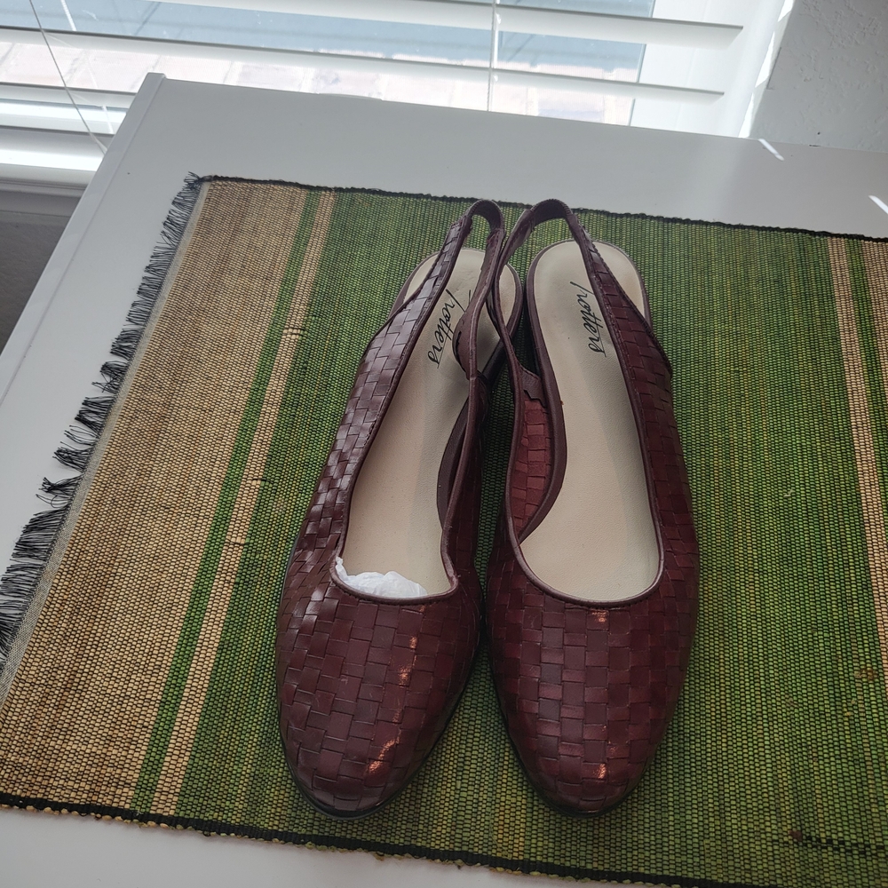 Flexi Maroon Woven Slingback Flats